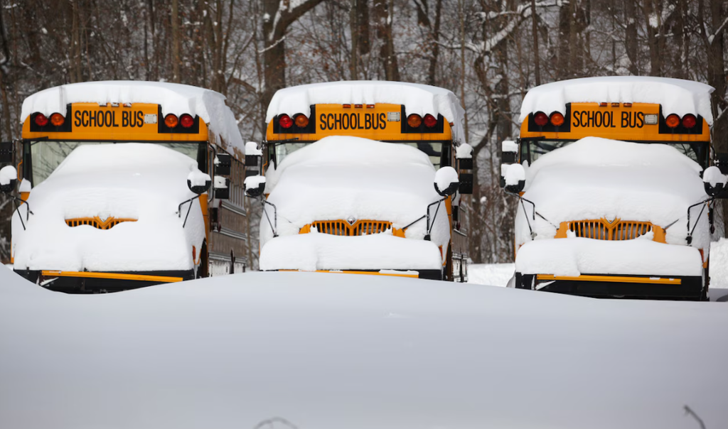 bus snow