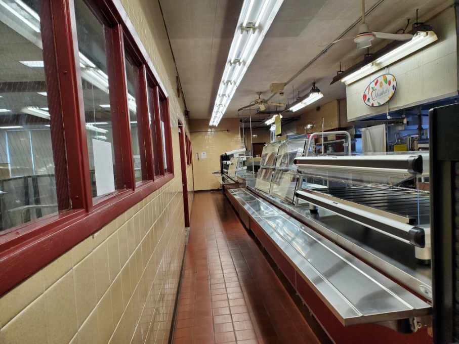 New Cafeteria Line at Hillside High School