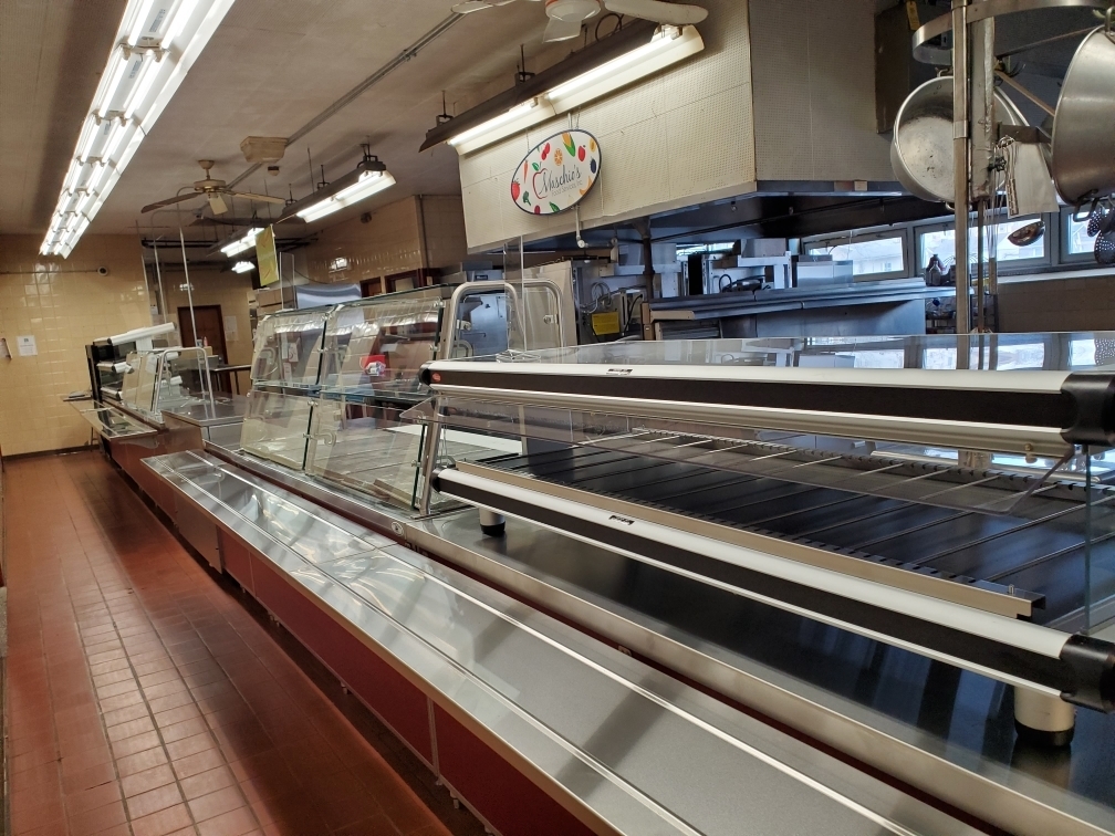 New Cafeteria Line at Hillside High School