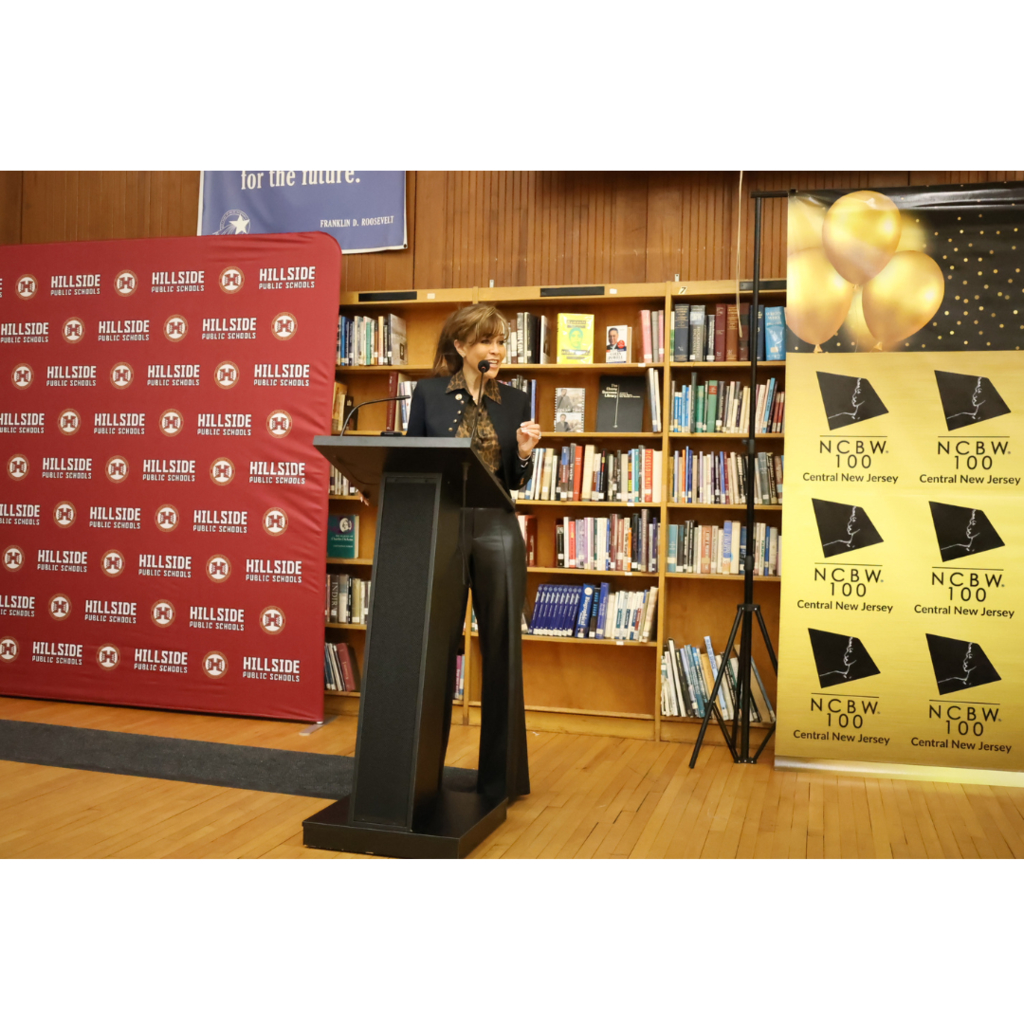 Dana Frank book signing 