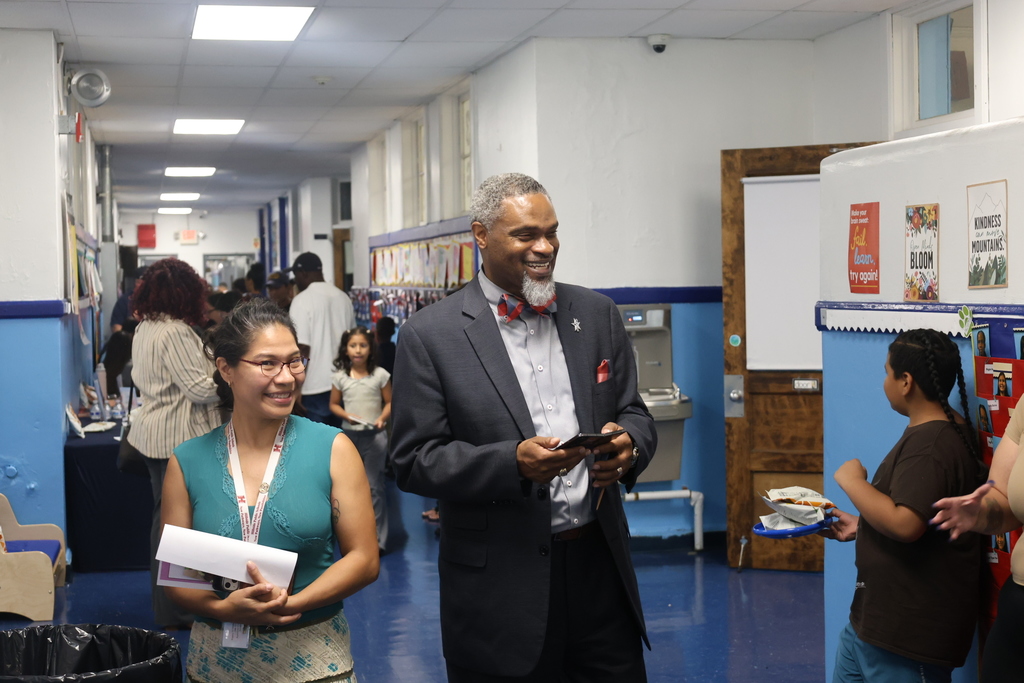 hurden looker back to school night 2025