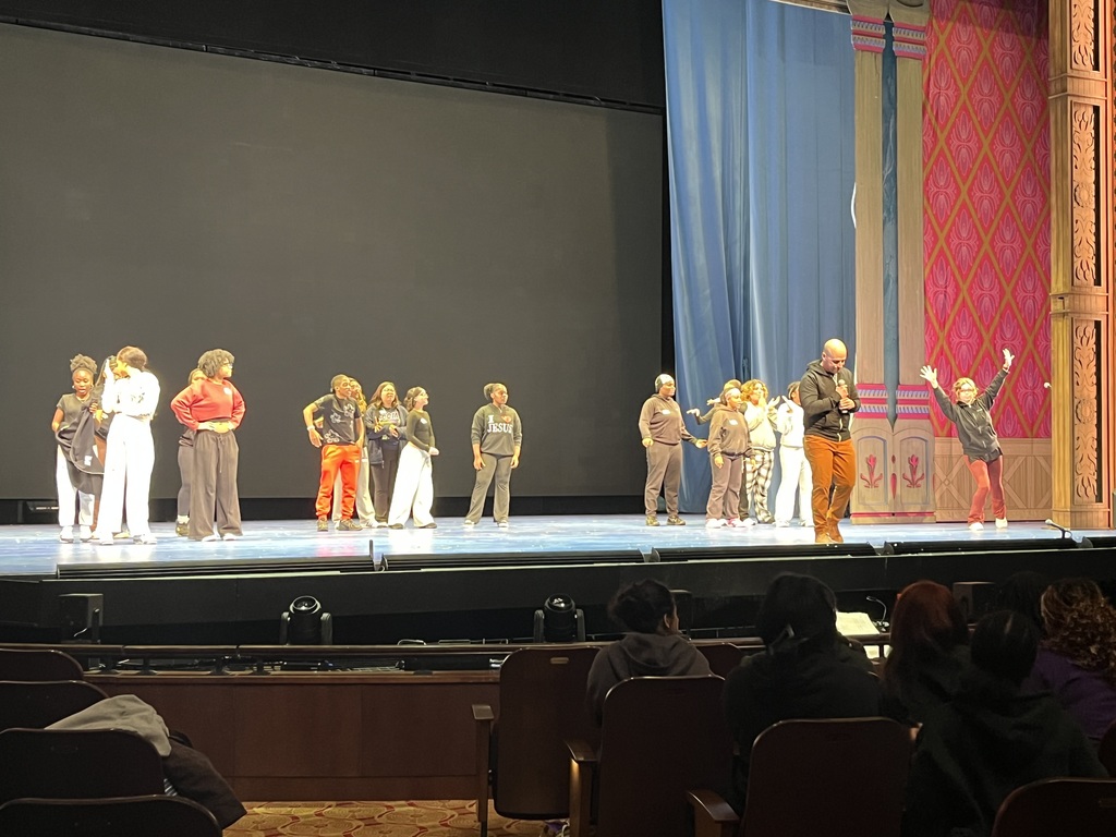 HHS students at Paper Mill Playhouse 