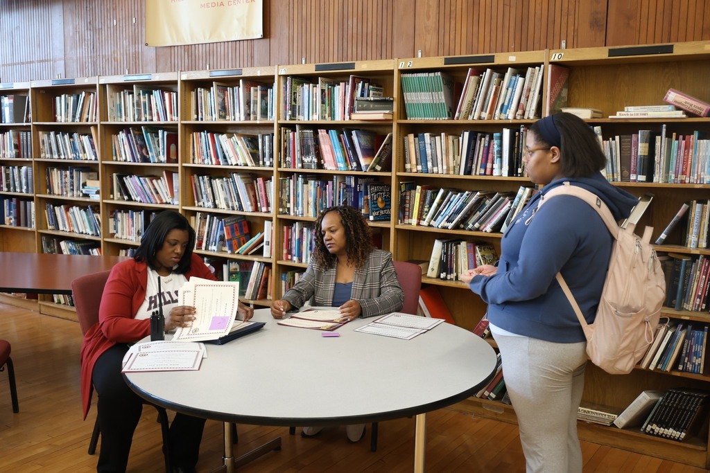 Honor Roll Breakfast at Hillside High School! 