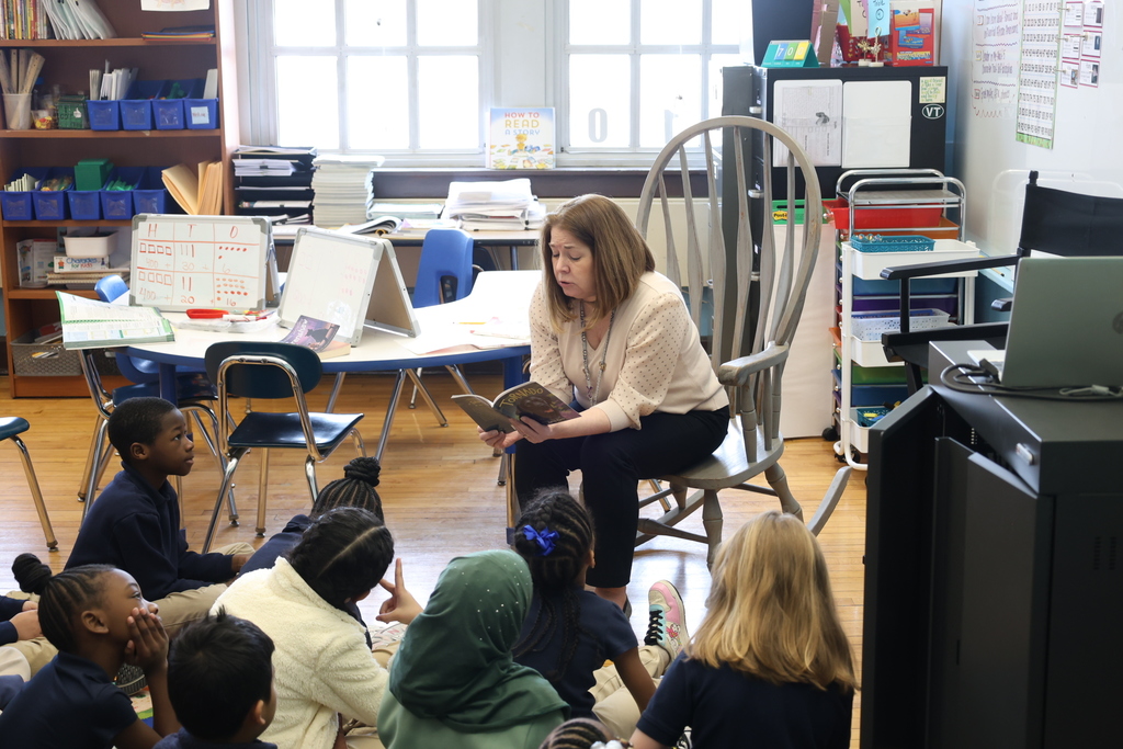Read Across America Week at Hillside Public Schools! 
