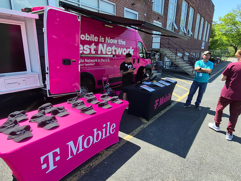 t mobile truck