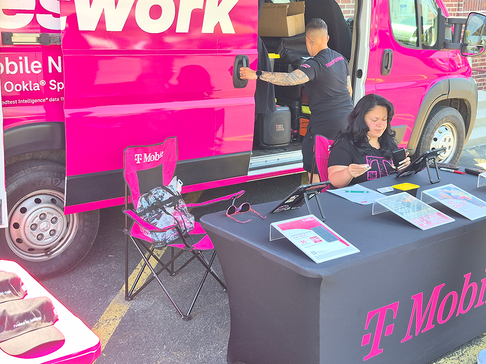 t mobile truck