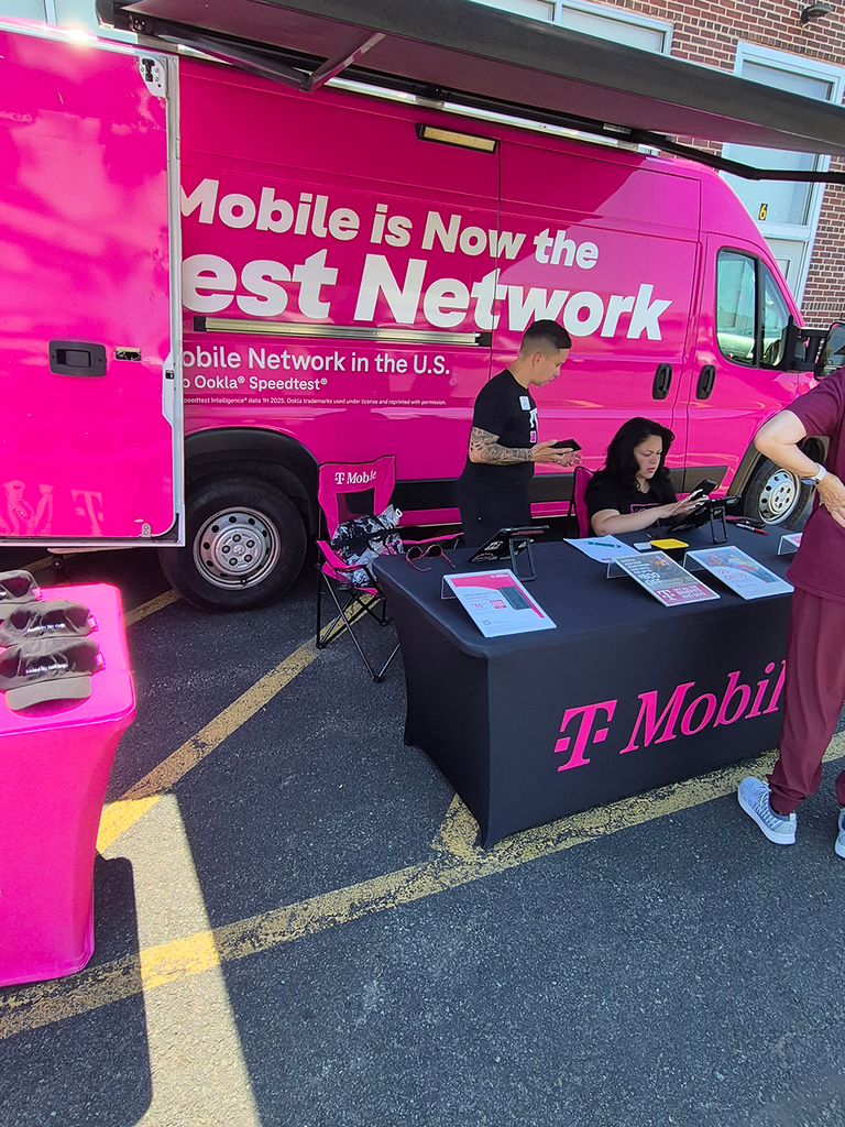 t mobile truck
