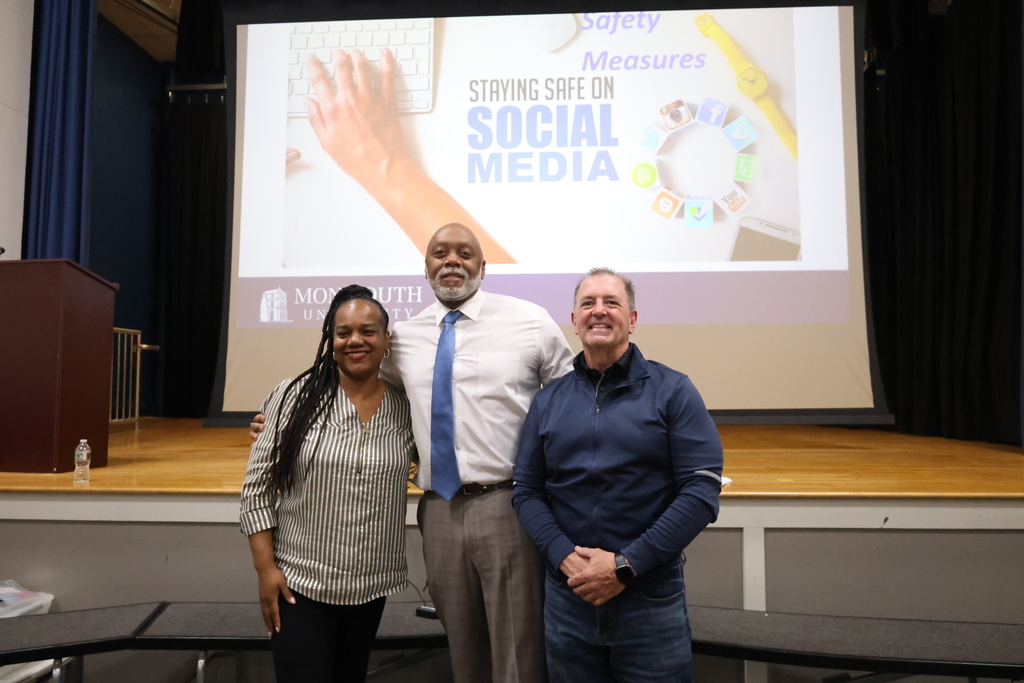 social media assembly at wok