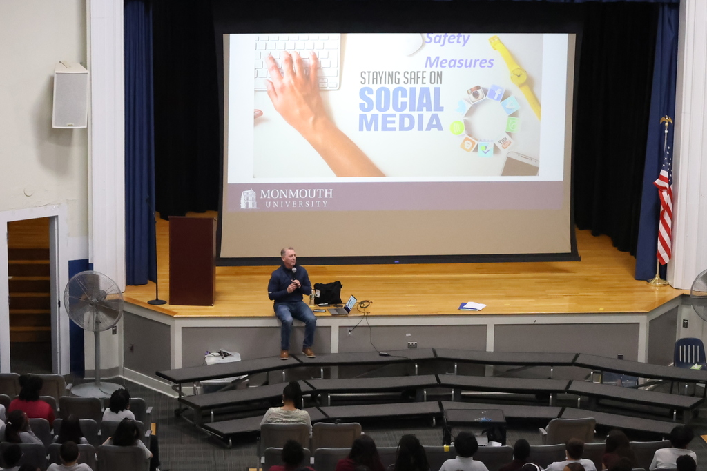 social media assembly at wok