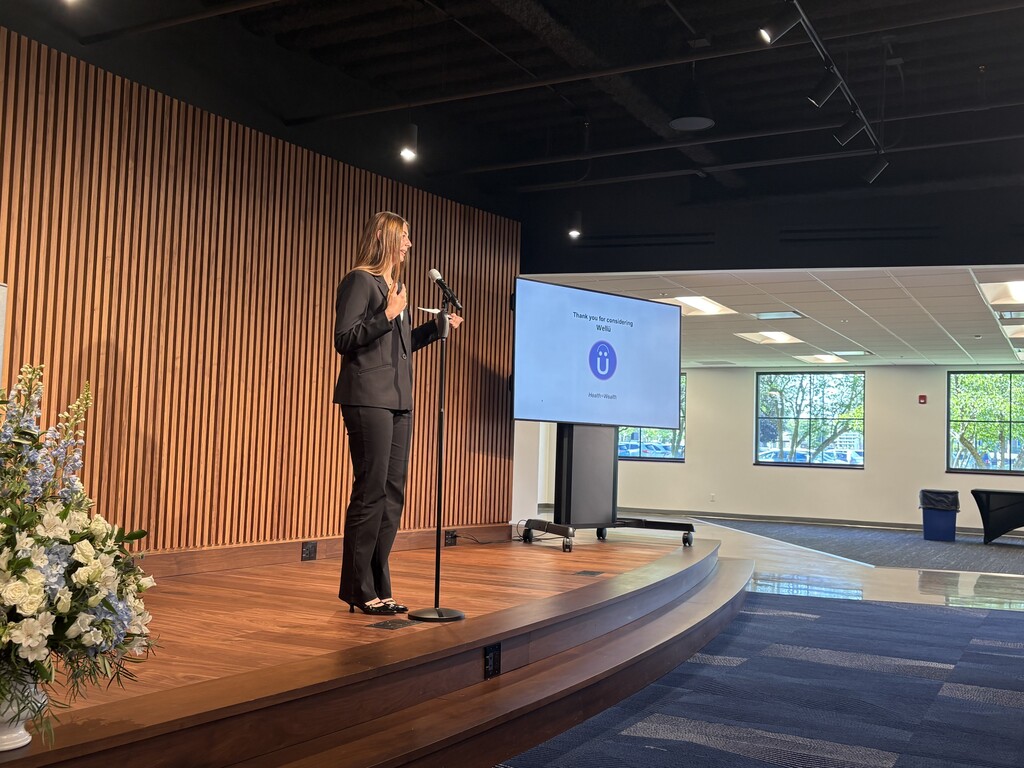 Samantha presenting at Young Entrepreneurs