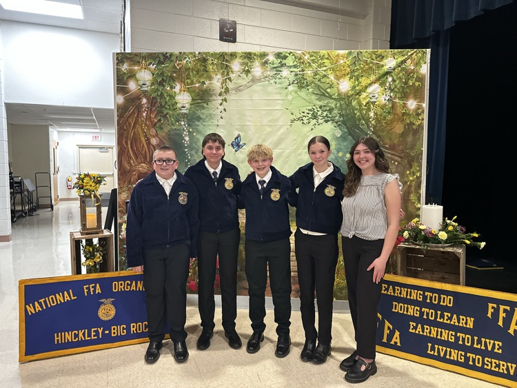 Middle School Officer Team with Ms. Zoey Dye