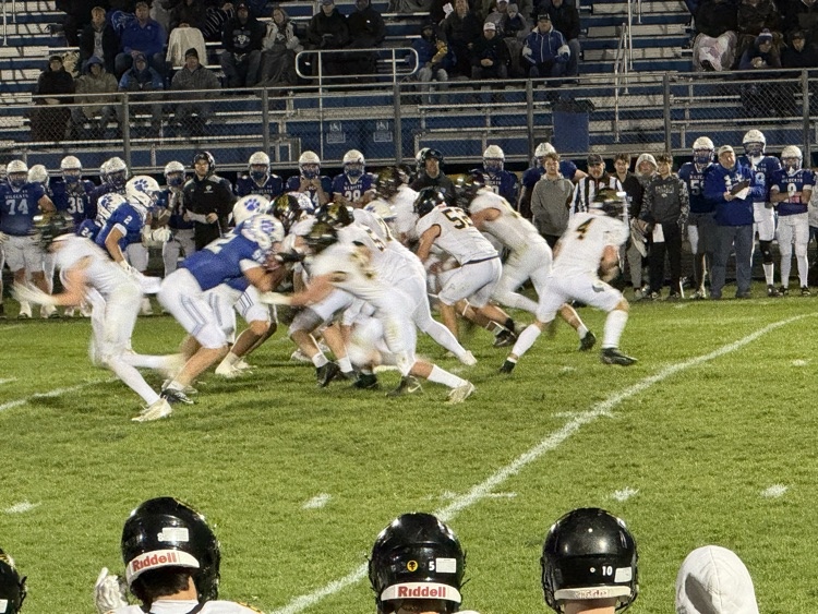 Football vs West Lyon