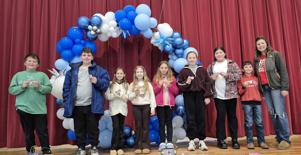 Mrs. Gilliland's class Hallway Heroes