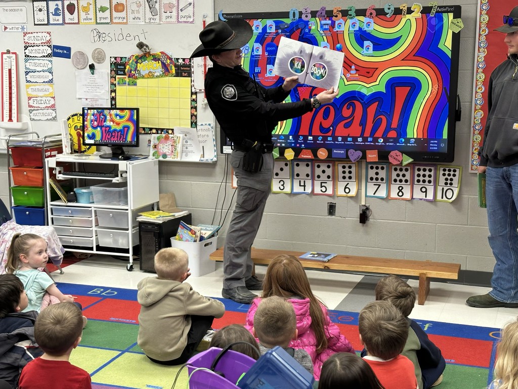 community helpers reading 