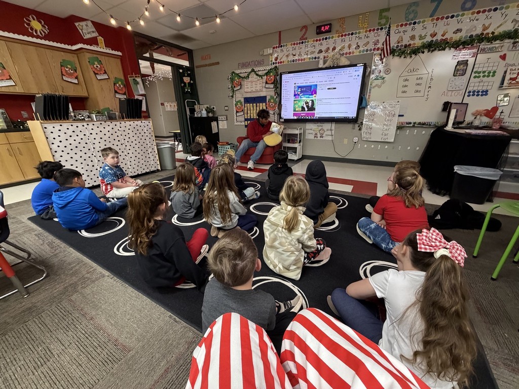 Beta club members reading