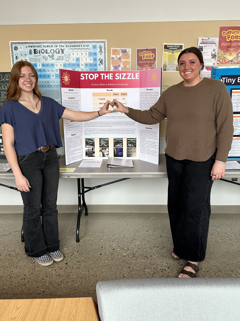 We love Science Fair :)