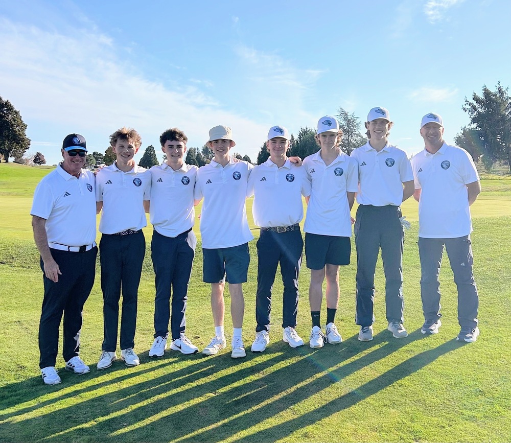 Photo of HHS Golf Team and Coaches