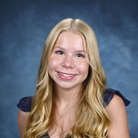 Picture of HHS Senior Brooke Roberts