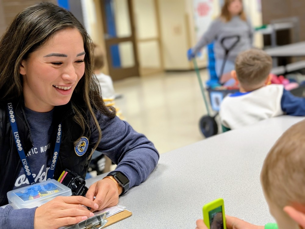 Photo of Nurse Shing Burkhardt with student