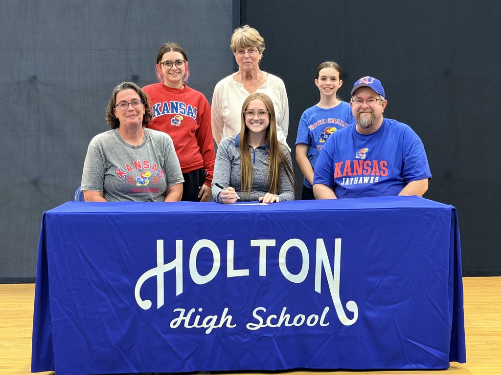 Senior Signing