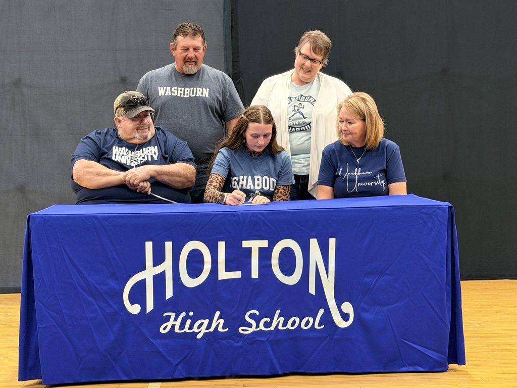 Senior Signing