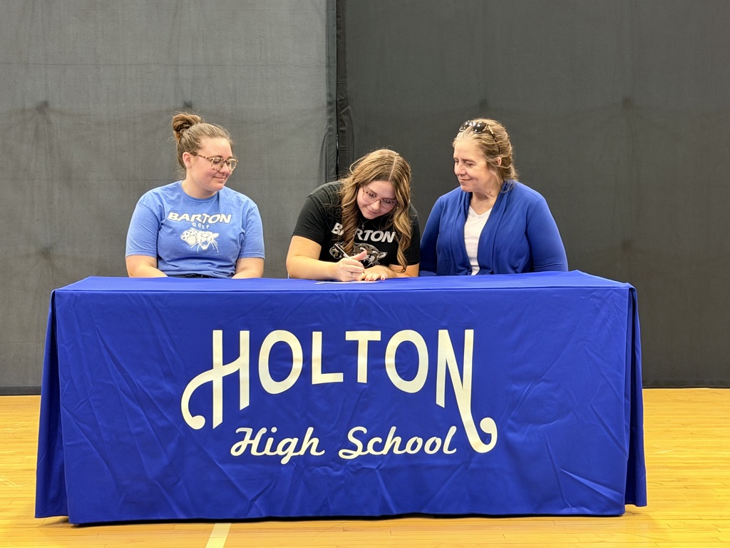 Senior Signing
