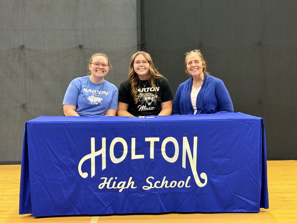 Senior Signing