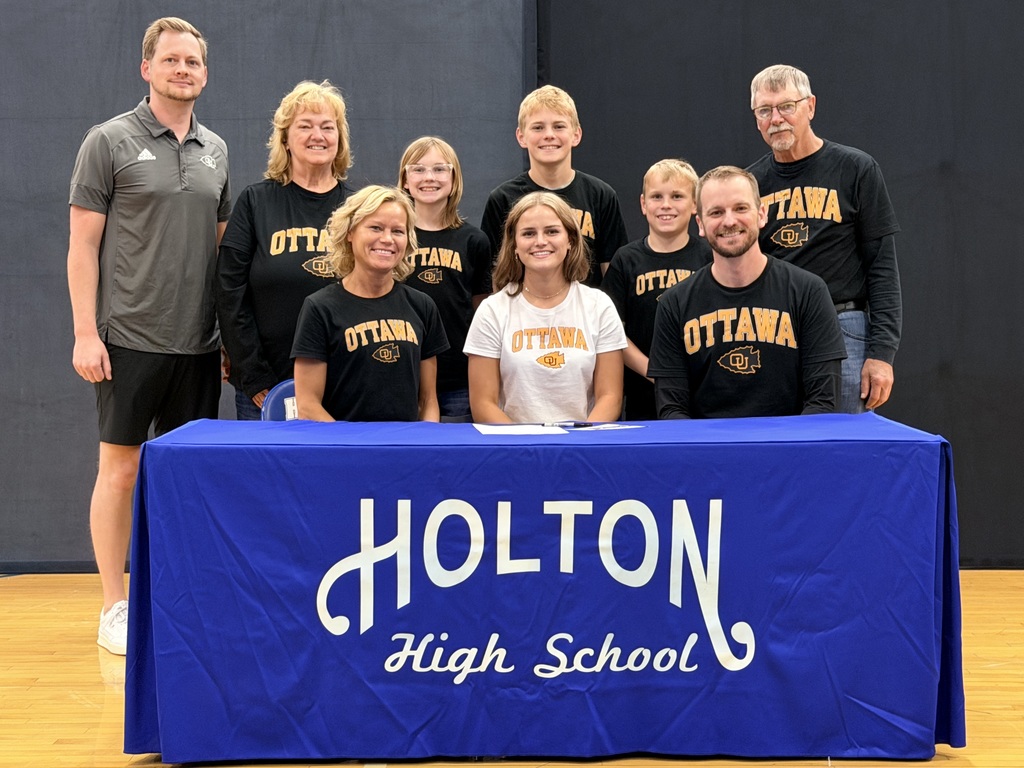 Senior Signing