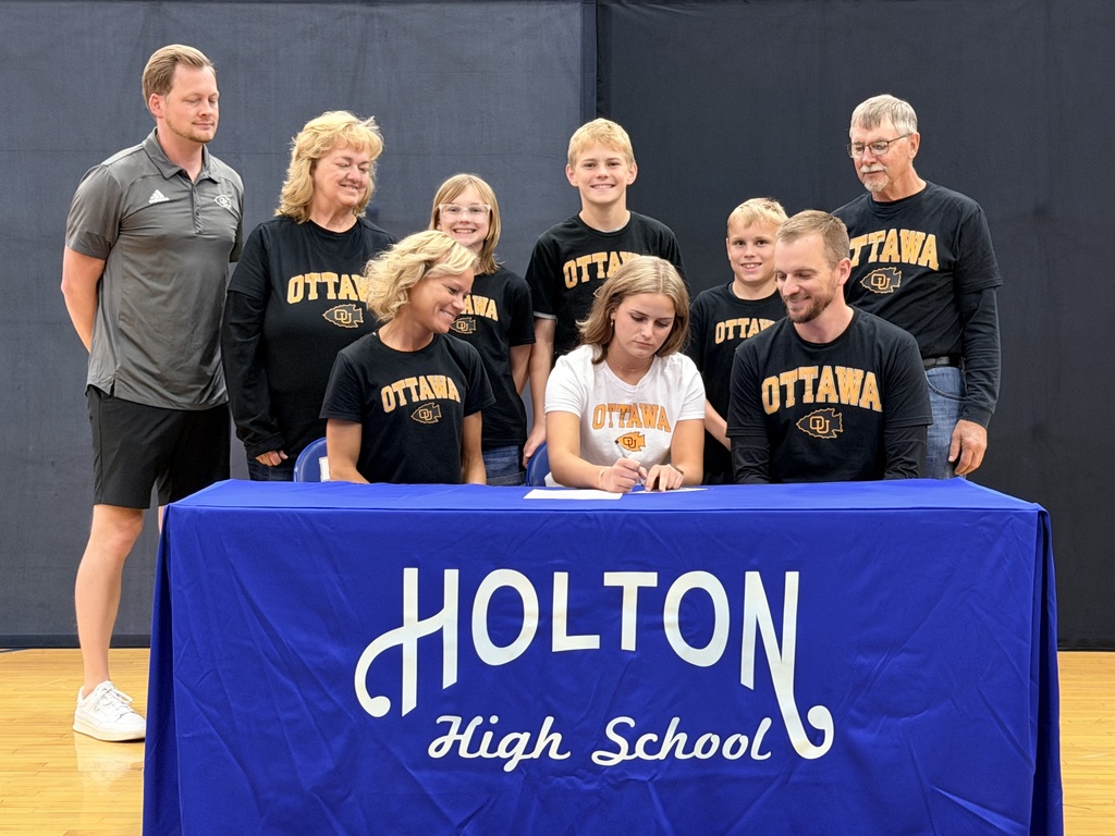 Senior Signing