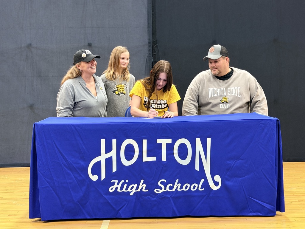 Senior Signing