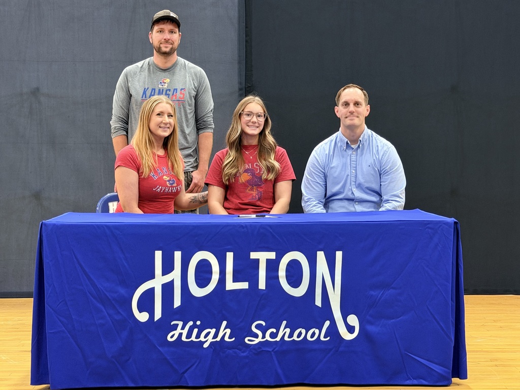 Senior Signing