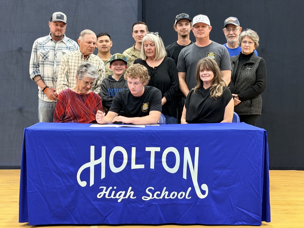 Senior Signing
