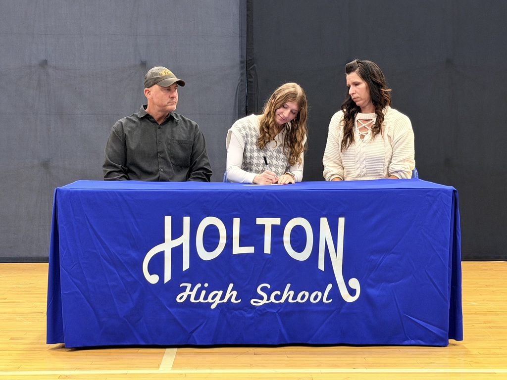 Senior Signing