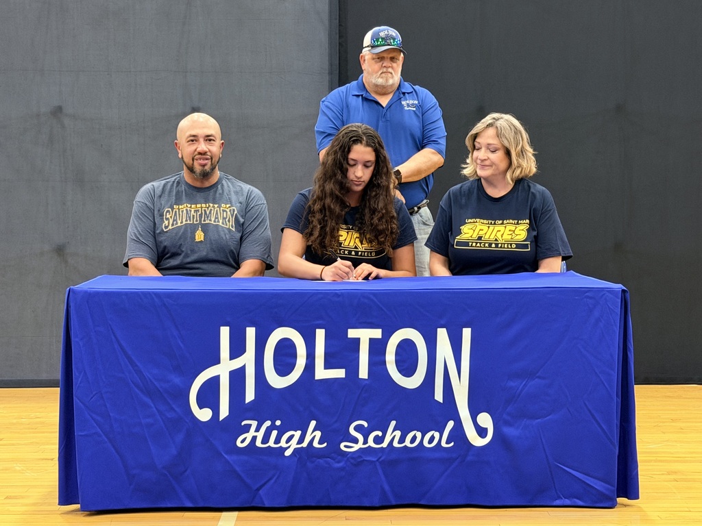 Senior Signing