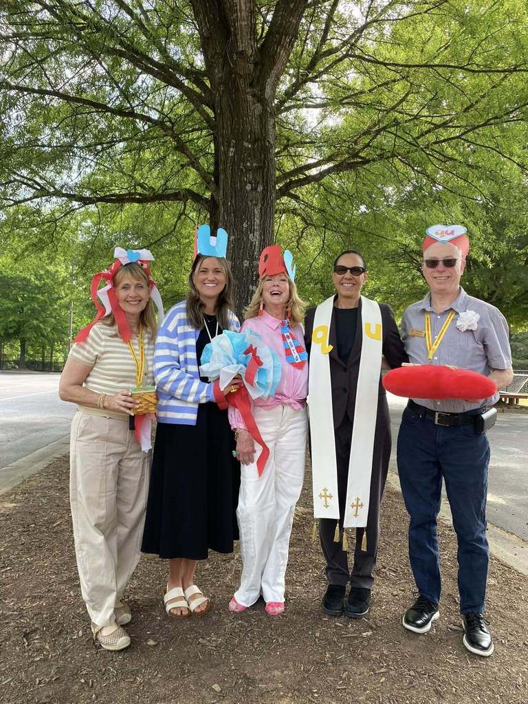 kindergarten teachers and assistants at Q/U wedding 