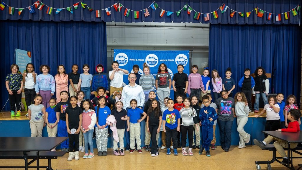 Dan and students Group shot #2