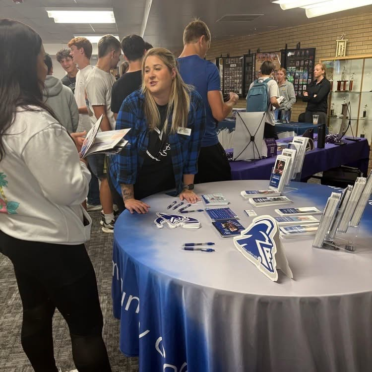 Today, the HS students got to visit with 29 college reps from several states to get information and ask questions! What a great opportunity for students to have this face to face experience!