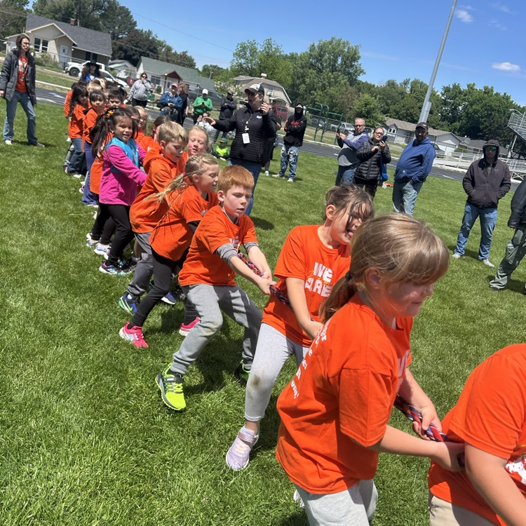 tug of war