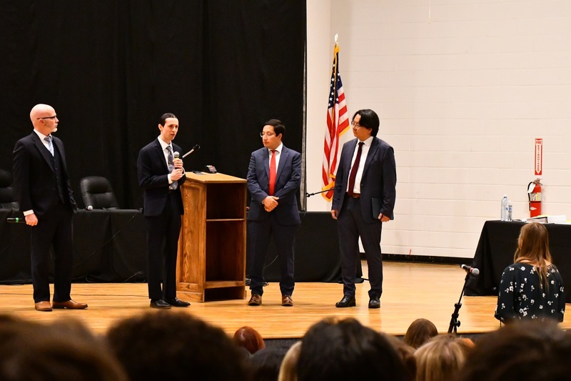 Lawyers talk to students