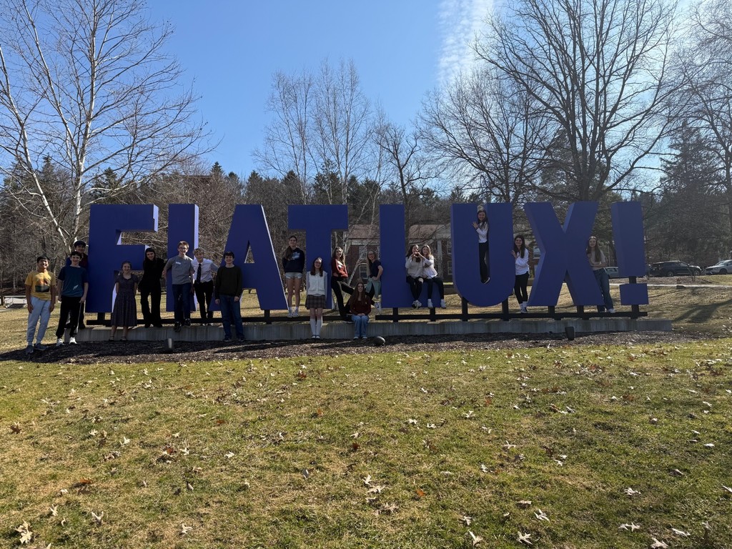 8th grade students at National History Day Regionals