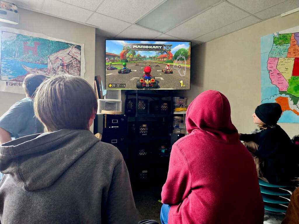 Students playing mario cart!