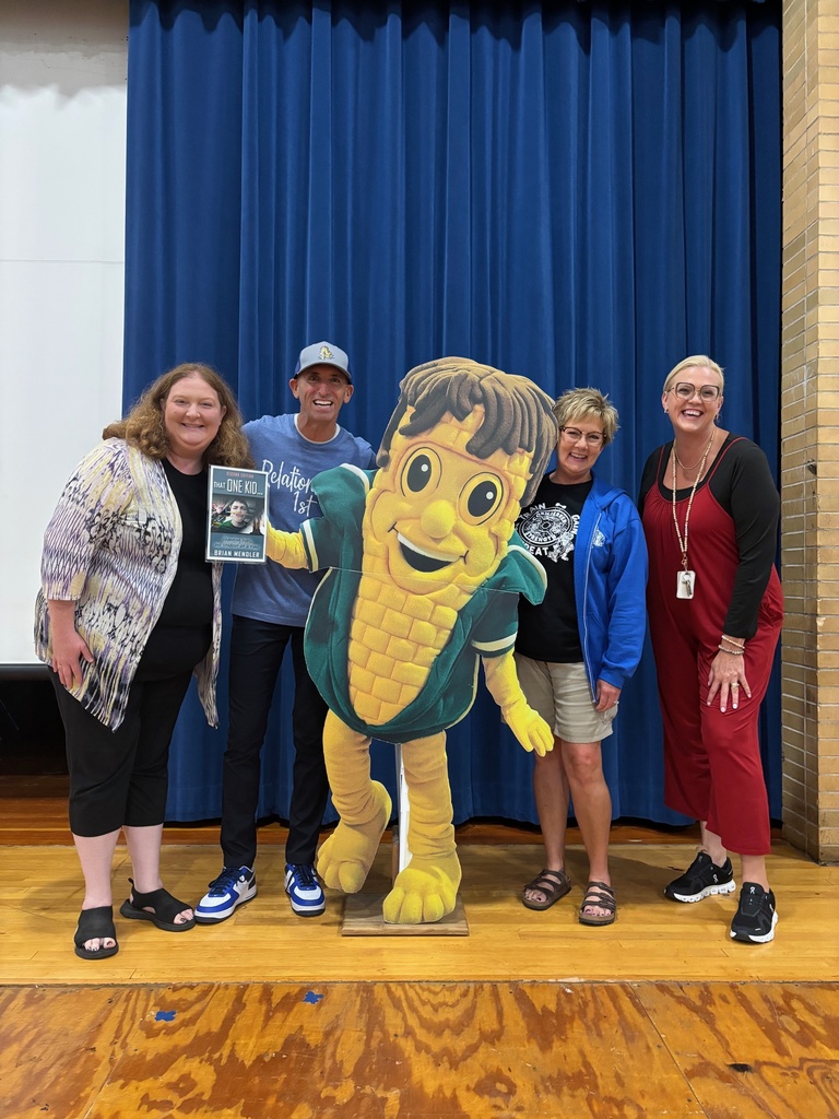 We were thrilled to kick off our school year with an inspiring session from Mr. Brian Mendler this morning! His powerful message left us energized and ready to make this the best year yet.  A few of our staff members even had the chance to grab a photo with Mr. Mendler and our very own Jerky!  We can’t wait to welcome our HAMS Cornjerkers back tomorrow—let’s make it a fantastic year! 