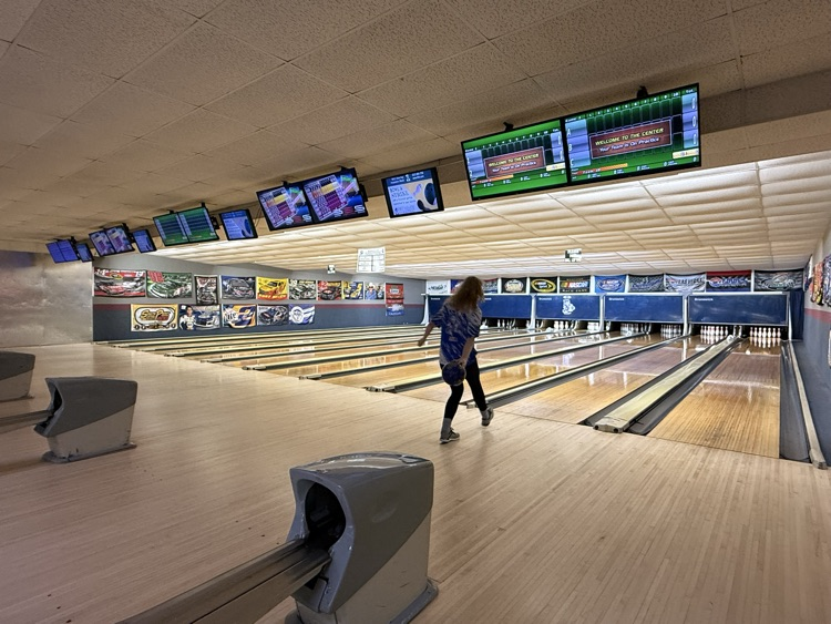 girls bowling