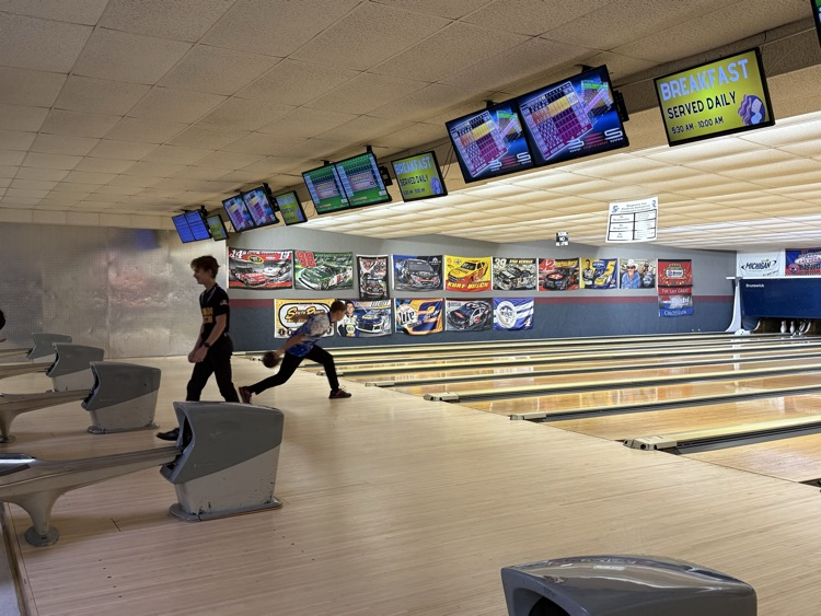 boys bowling