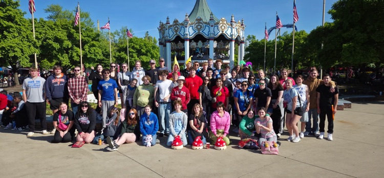 Senior class trip group