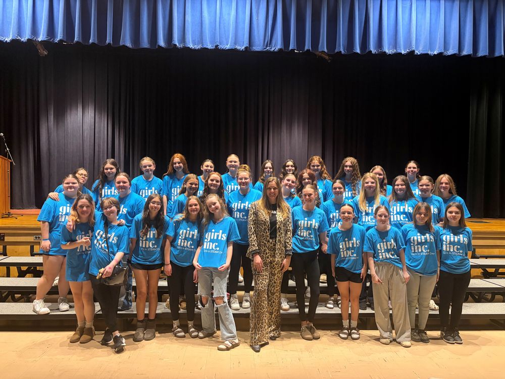 girls inc group shot 1