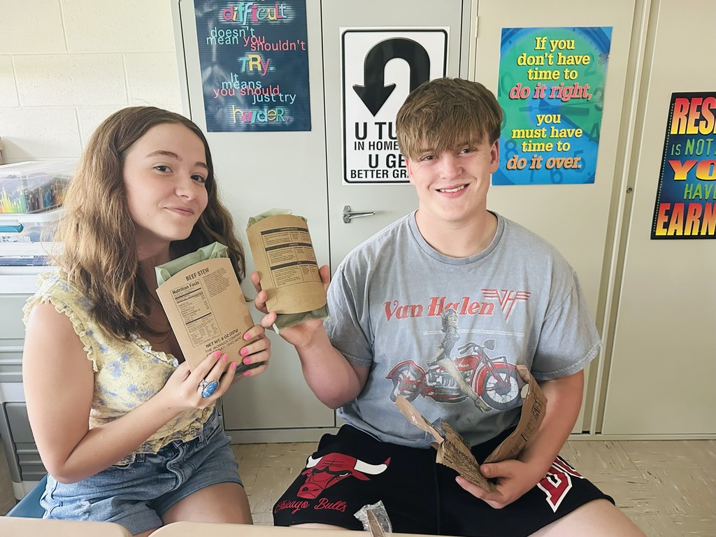 world at war class with MREs pictures