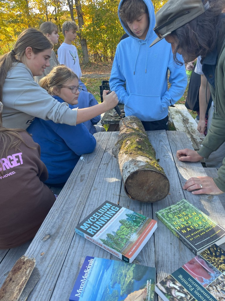 8th graders at Hayberry Farm- fall 2024