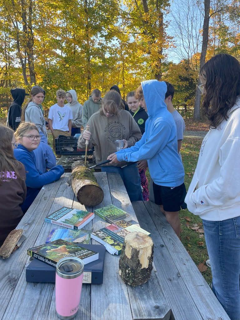 8th graders at Hayberry Farm- fall 2024