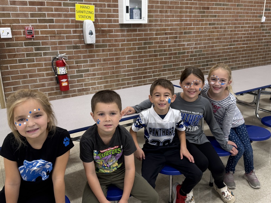 Please enjoy these pictures from our Spirit Week's face-painting day! Our elementary students always have fun when the high schoolers come and visit them.💙🤍🐾